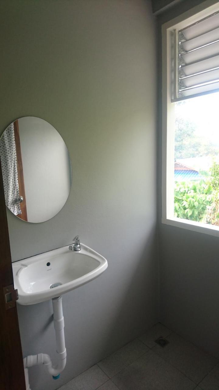 Easy Rooms And Minimart Ko Lanta المظهر الخارجي الصورة